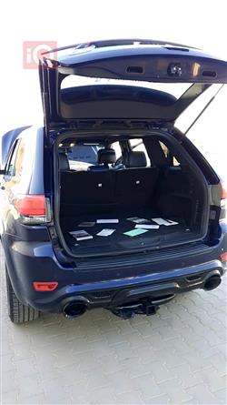 جیپ گراند شیرۆکی